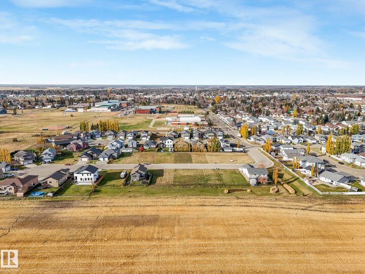 Property Photo:  4 Monterey Estates  AB T9A 1K2 