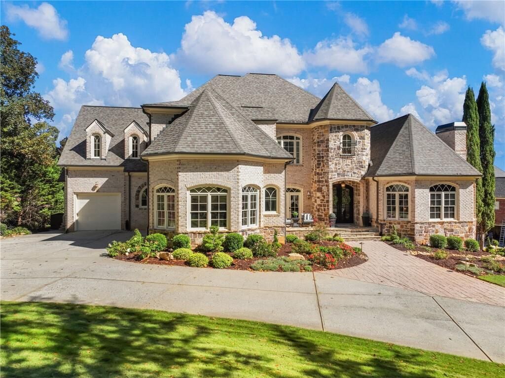 Property Photo:  2359 Weeping Oak Drive  GA 30517 