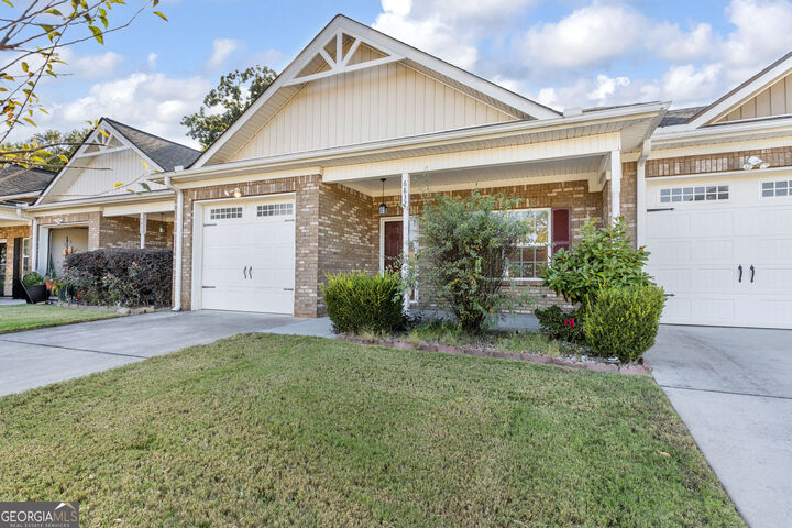 Property Photo:  6832 Tara Oaks Drive  GA 30274 
