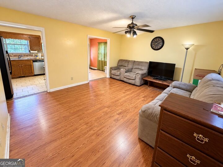 Property Photo:  2318 Sportsman Club Rd  GA 30501 