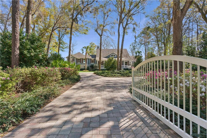 Property Photo: 128 Hampton Point Drive GA 31522