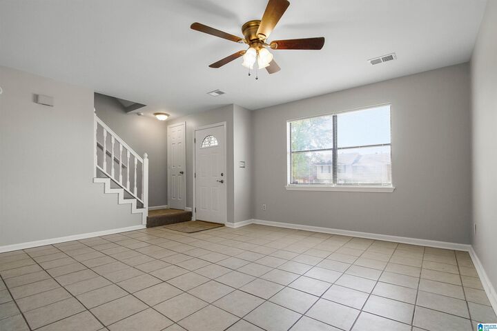 Property Photo: 2538 Hampstead Drive AL 35235