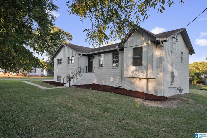 Property Photo: 1153 Glasgow Street AL 35224