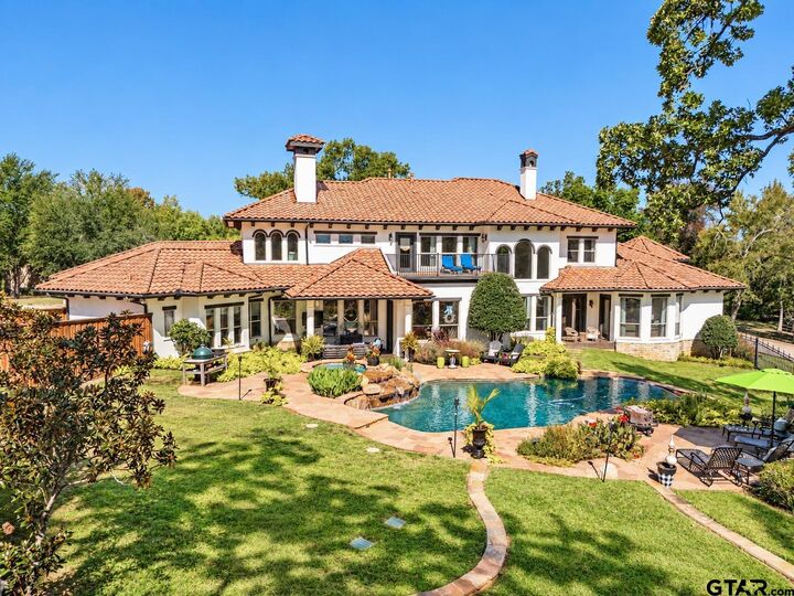 Property Photo:  1962 Highland Park Ct  TX 75701 