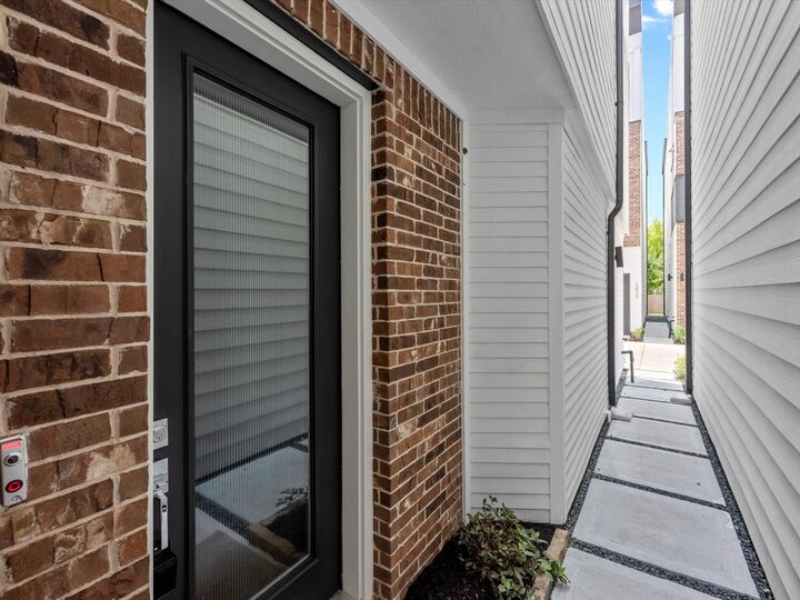 Property Photo:  5829 Dolores Street  TX 77057 