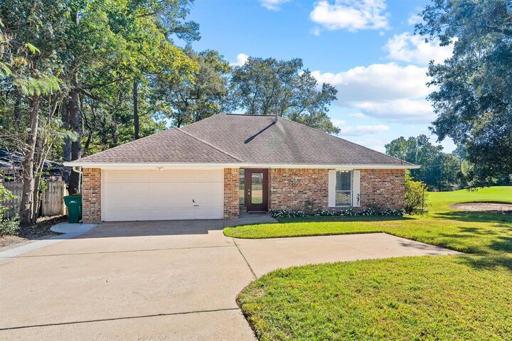 Property Photo:  149 Thunderbird Drive  TX 77304 