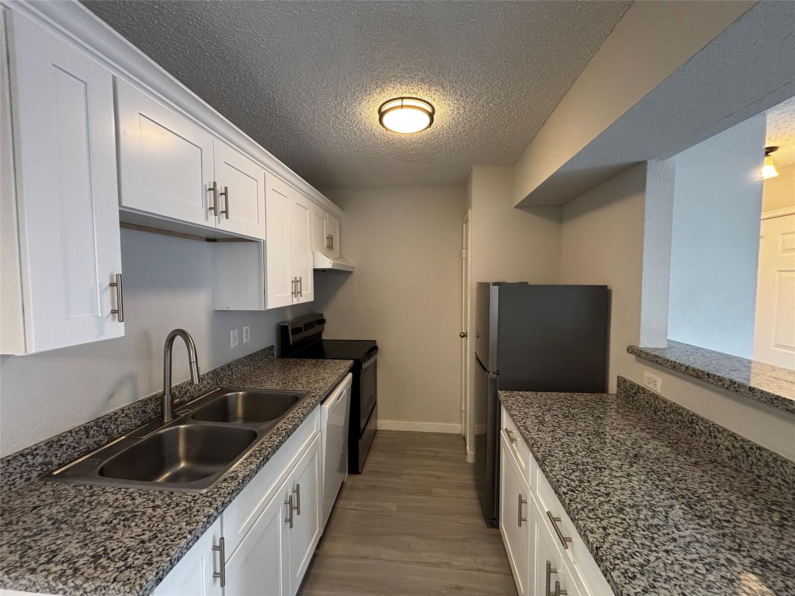 Property Photo:  2750 Holly Hall Street 1207  TX 77054 