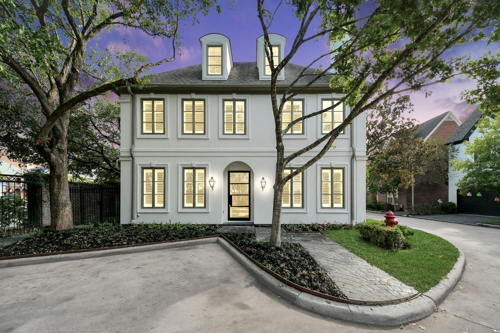 Property Photo:  5601 Jane Austen Street  TX 77005 