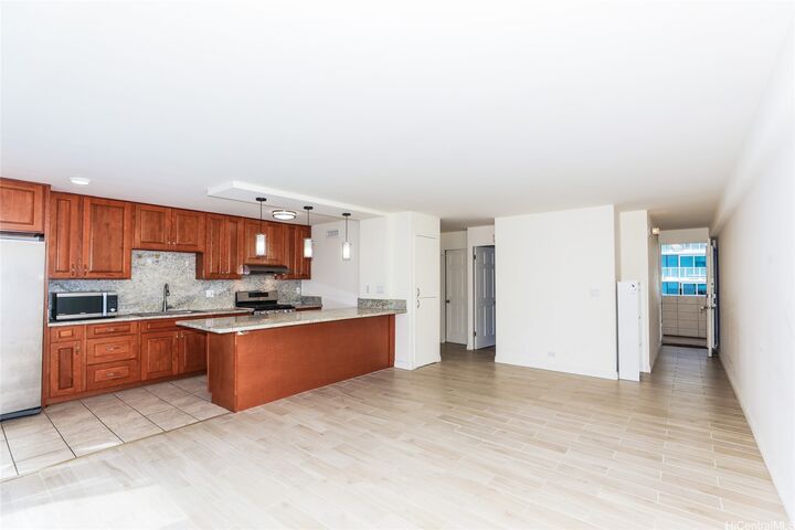 Property Photo:  910 Ahana Street 507  HI 96814 