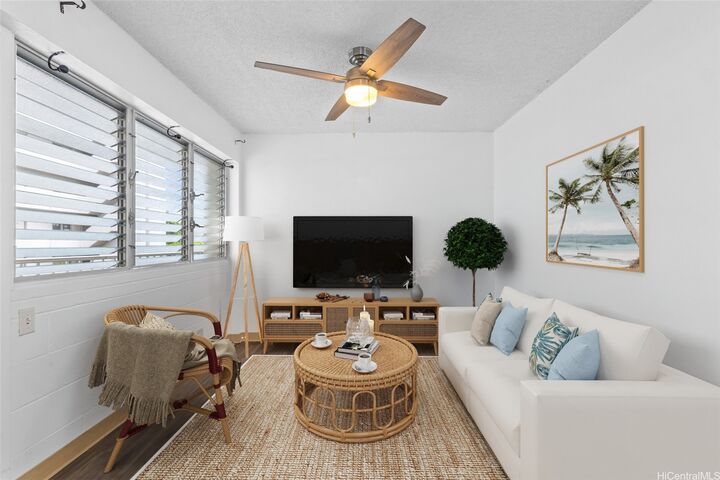Property Photo:  1620 Keeaumoku Street 404  HI 96822 
