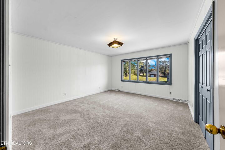 Property Photo:  186 Shetland Rd  TN 37766 