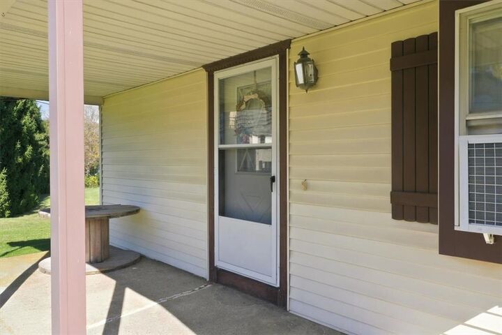 Property Photo:  1385 Morgan Hill Road  PA 18042 