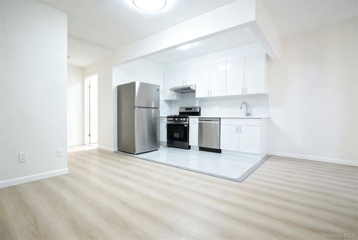 Property Photo:  14-46 College Point Boulevard 3fl  NY 11356 