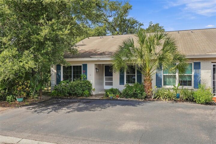 Property Photo: 1111 Thayer Street 1111 FL 34695