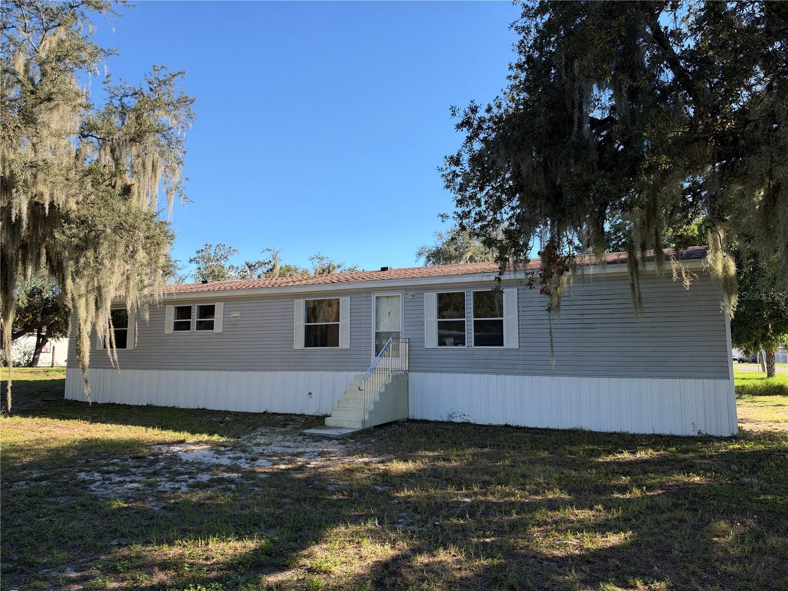 Property Photo:  1910 40th St NW  FL 33881 