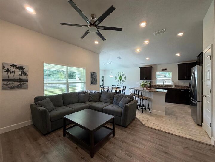 Property Photo:  9284 SE 161st Place  FL 34491 