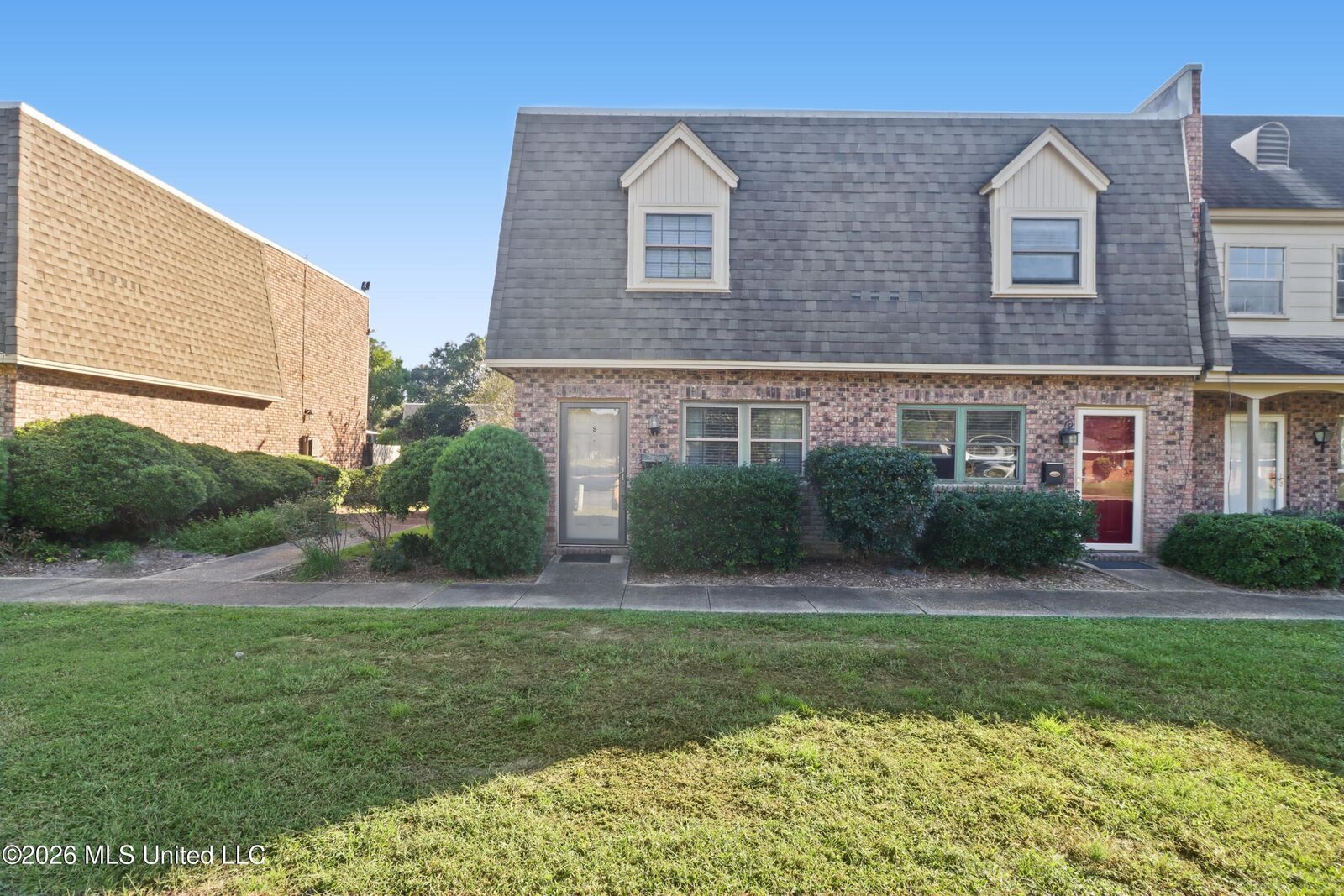 Property Photo:  413 Kahler Street  MS 39507 