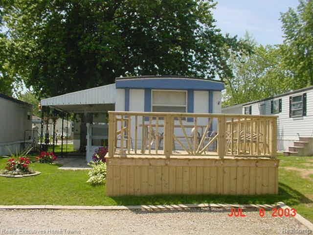 Property Photo:  5203 Main Street  MI 48450 9273 