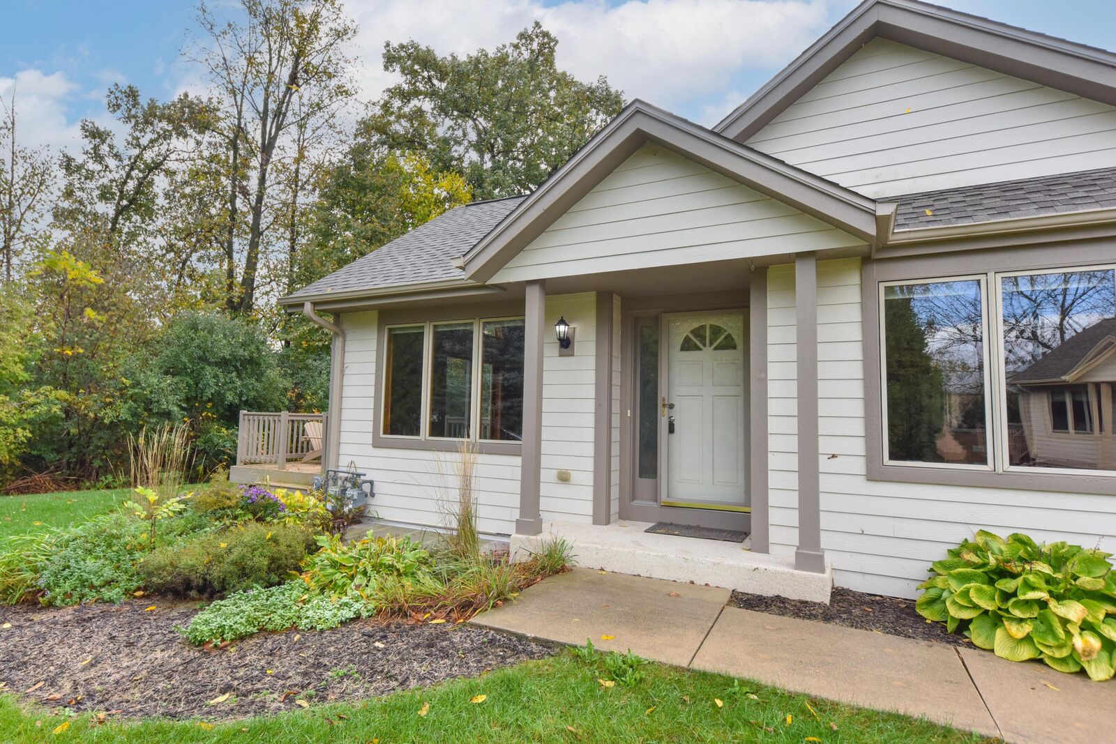 Property Photo: N161w18878 Heather Lynn Cir WI 53037