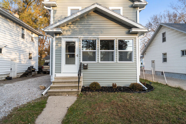 Property Photo:  317 Orange Street  MI 49202 