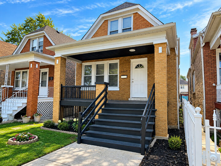 Property Photo: 3507 W 60th Place IL 60629