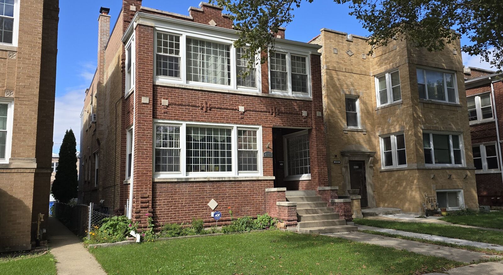 Property Photo:  4828 N Karlov Avenue  IL 60630 