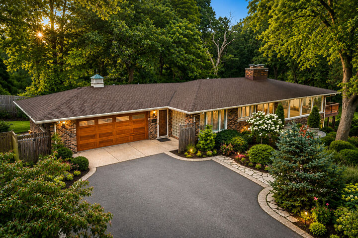 Property Photo: 720 South Street IL 60010