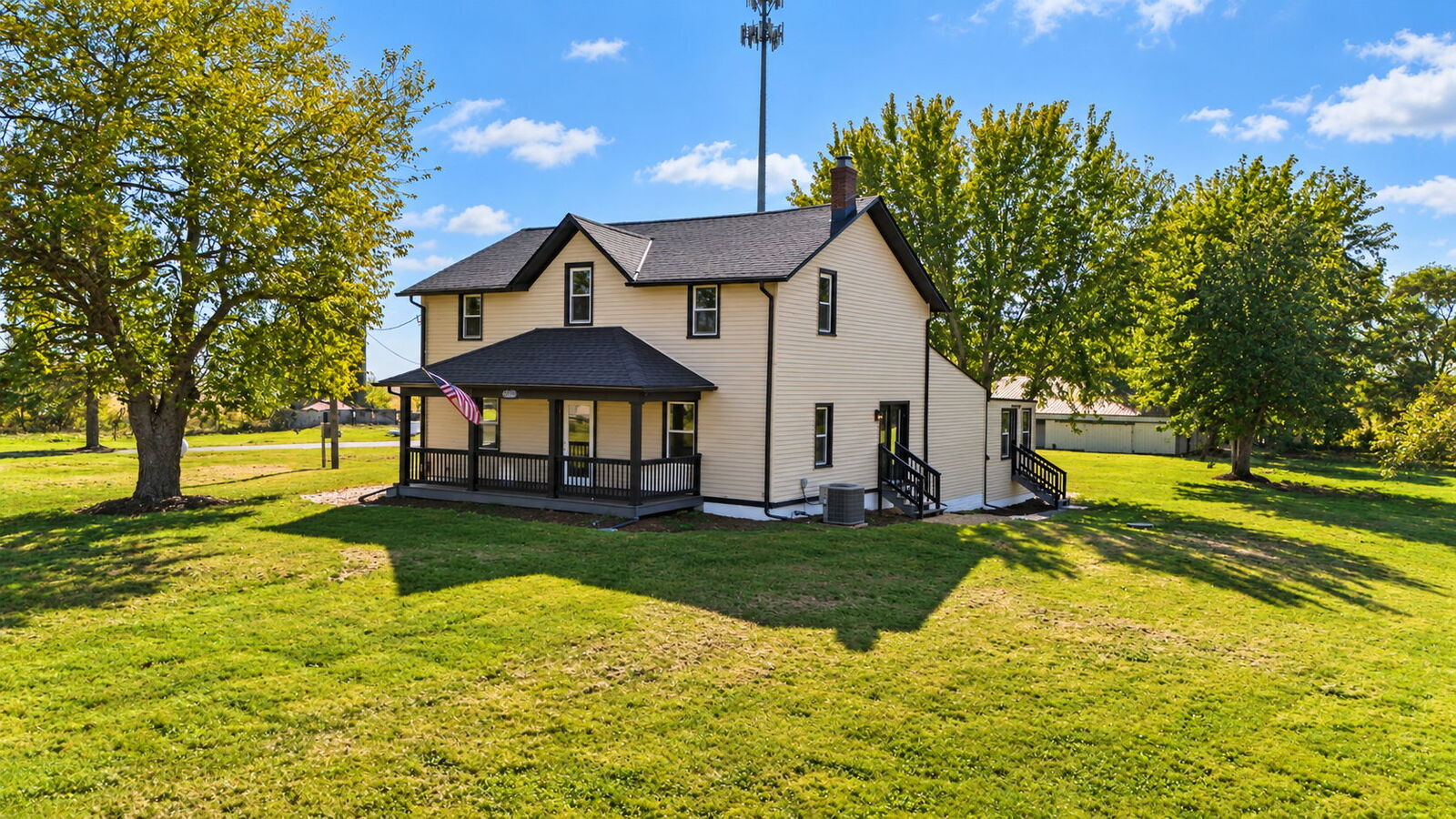 Property Photo:  3174 Plainfield Road  IL 60543 