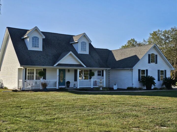 Property Photo: 18121 N Jefferson Field Lane IL 62864