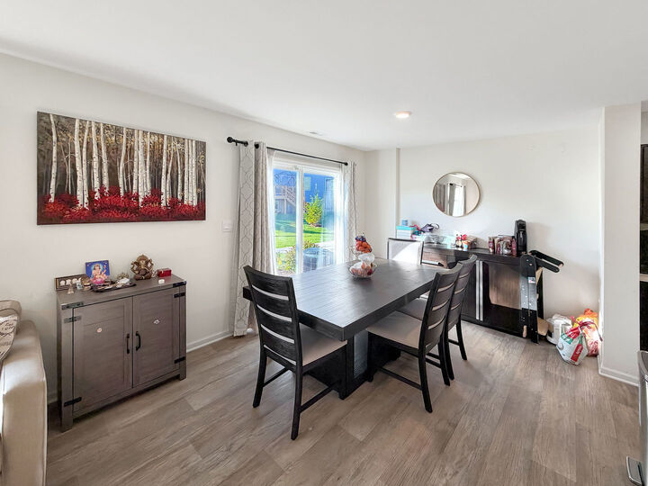 Property Photo: 737 Wellington Lane 737 IL 60013