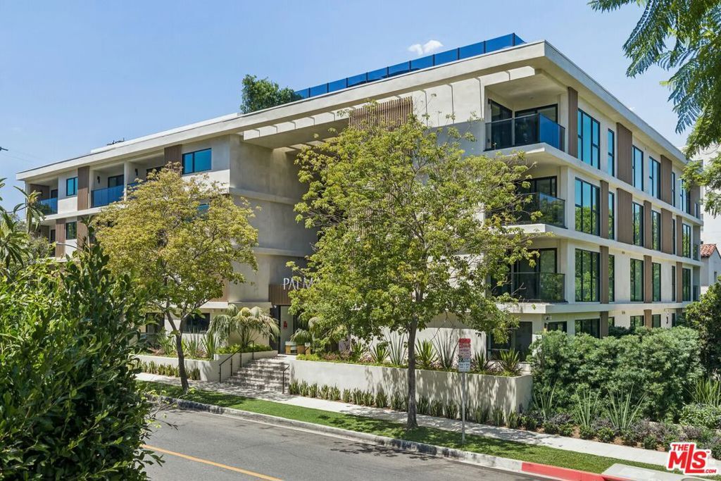 Property Photo: 333 N Palm Drive 404 CA 90210