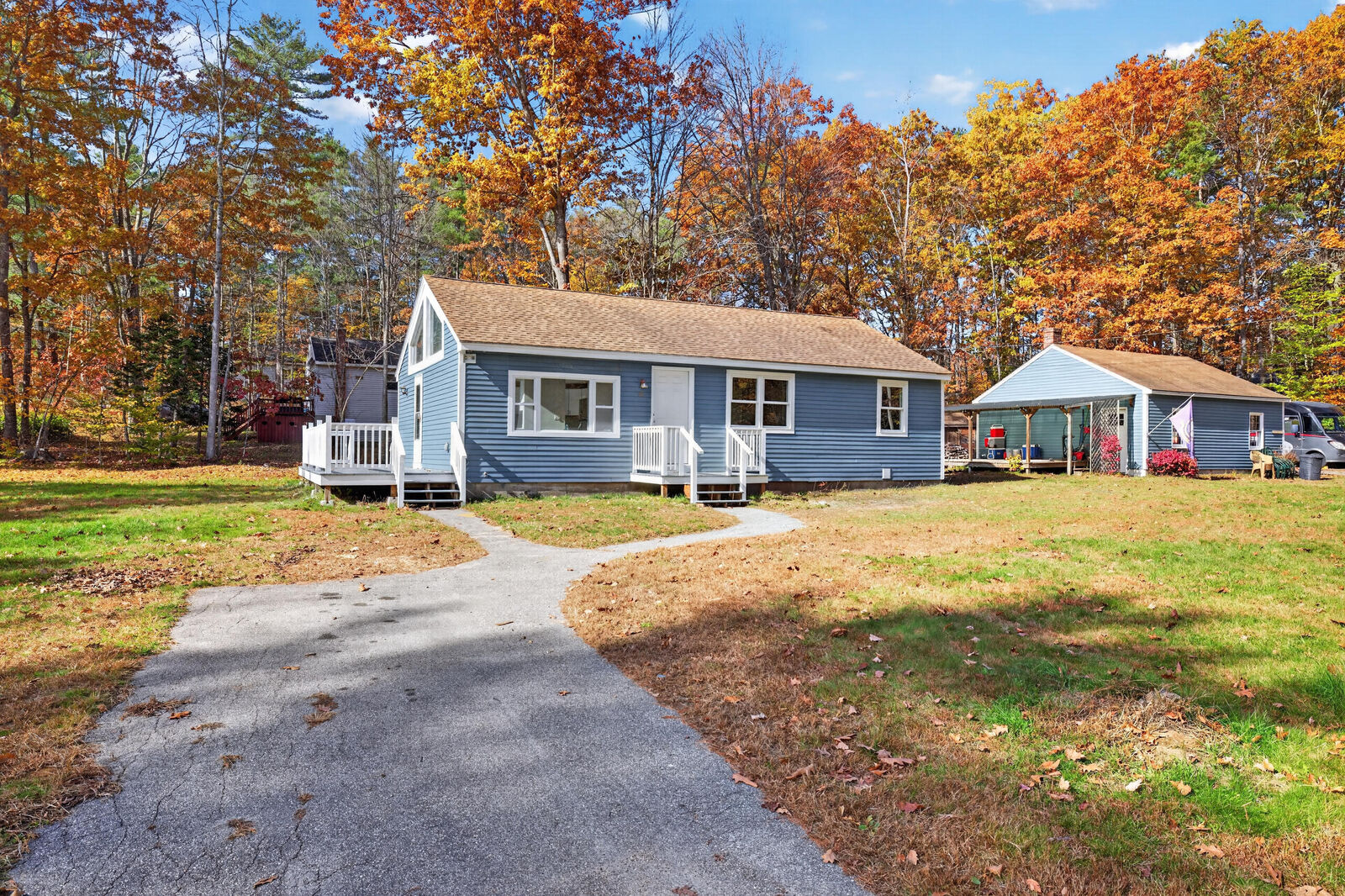 Property Photo: 68 Pinecrest Circle ME 04061