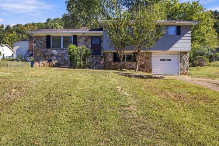 Property Photo:  6005 Hillcrest Drive  TN 37341 