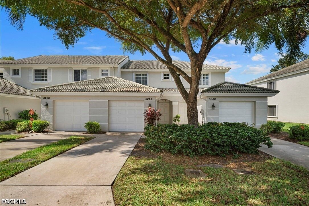 Property Photo: 8248 Pacific Beach Drive FL 33966