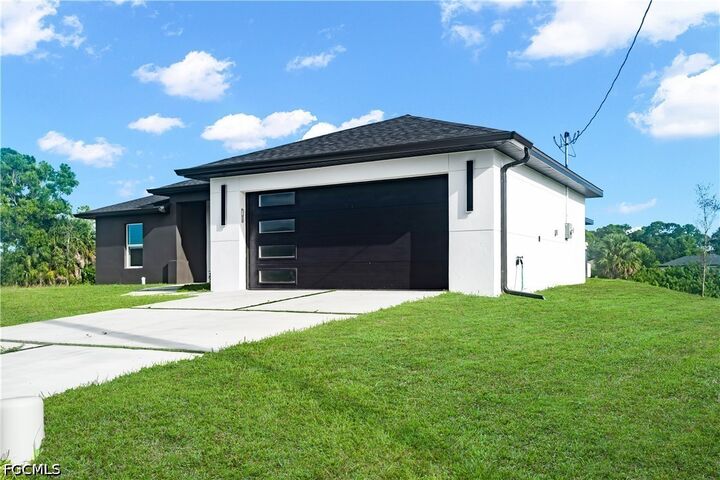 Property Photo: 335 NE 31st Street FL 33909