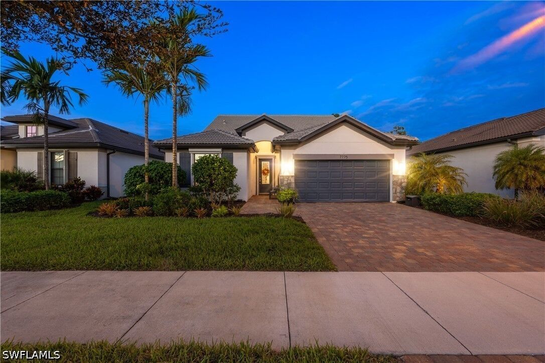 Property Photo:  7775 Winding Cypress Drive  FL 34114 