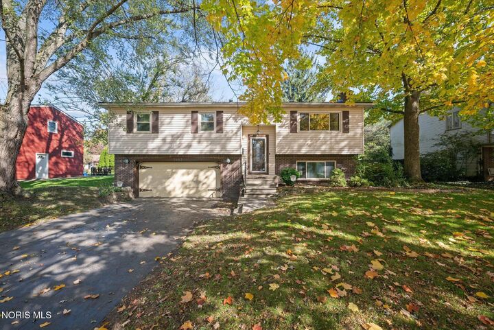 Property Photo: 1663 Archwood Lane OH 43614