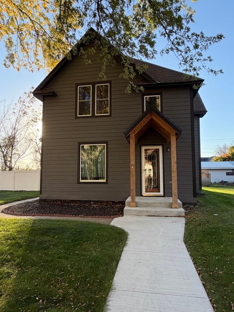 Property Photo:  104, 106 S Park Street  MN 56136 
