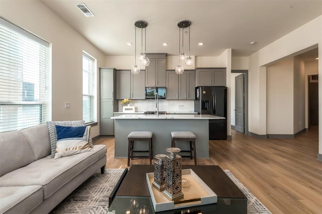 Property Photo: 2700 Old Denton Road 1012 TX 75007