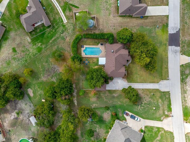 Property Photo: 116 Sandstone Lane TX 76085
