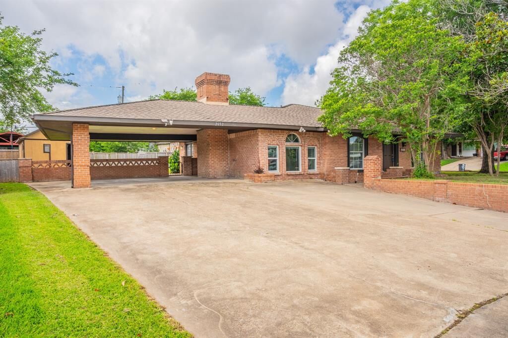 Photo de la propriété:  2652 Bluebird Lane  TX 75149 