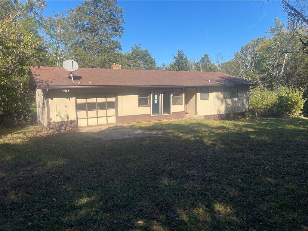 Property Photo:  12437 Cedar Grove Road  AR 72644 