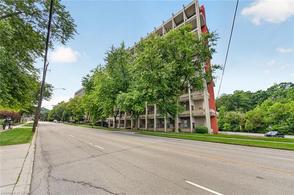 Property Photo: 350 Quigley Road 849 ON L8K 5N2
