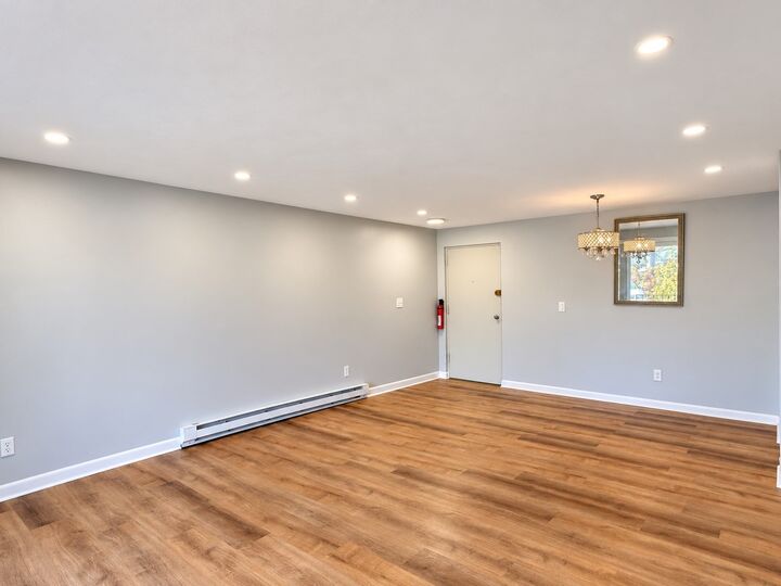 Property Photo:  54 Fountain Ln 5  MA 02190 