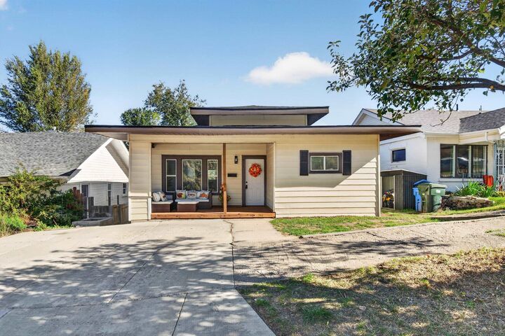 Property Photo: 432 S Lincoln Ave ID 83204