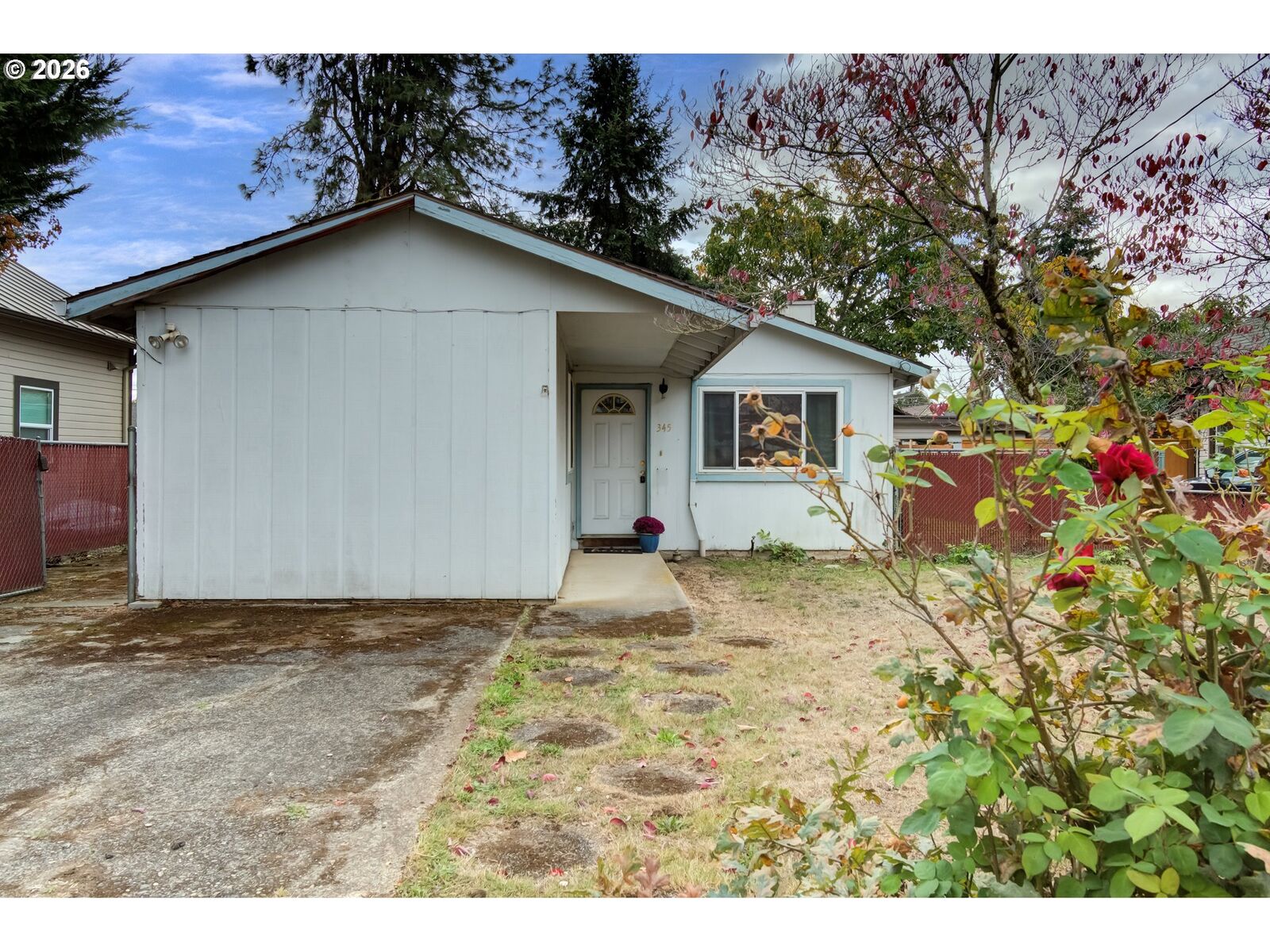 Property Photo: 345 W Exeter St OR 97027