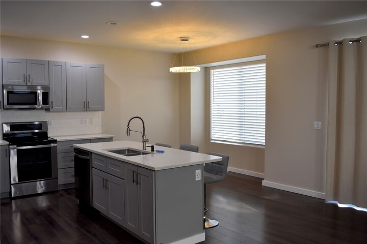 Property Photo:  9625  191st Court E  WA 98375 