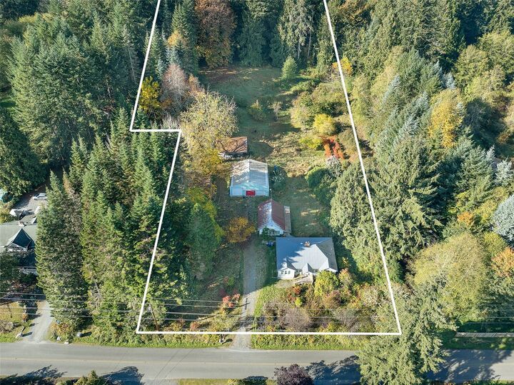 Property Photo:  208 N Nyden Farms Road  WA 98258 