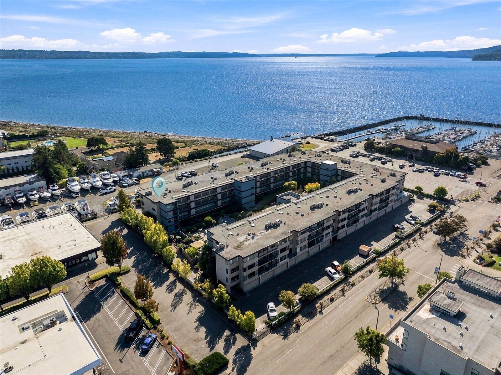 Property Photo: 601 S 227th 411S WA 98198