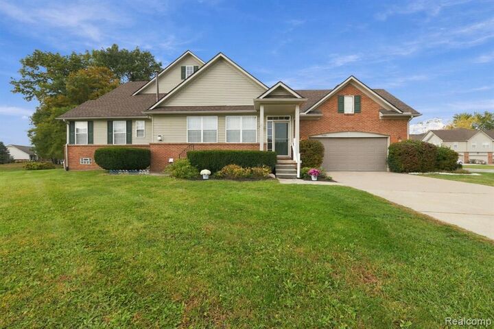 Property Photo:  30020 Trail Creek Drive  MI 48164 